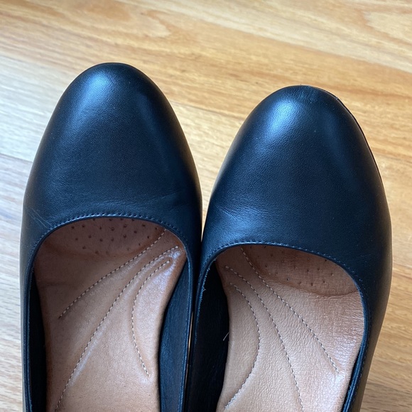 Clarks Heavenly heart black leather heel 7W - Picture 3 of 9